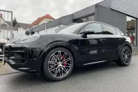 Porsche Cayenne din 2025 cu 20 km - oferta POR117558 - foto 1