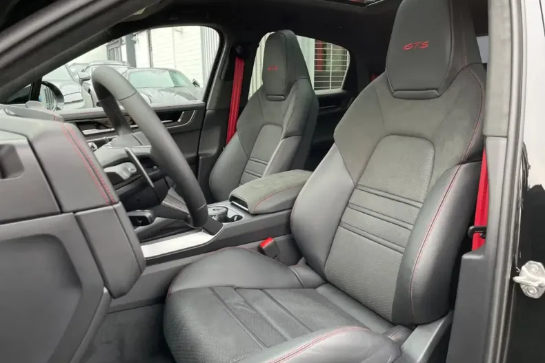 Porsche Cayenne din 2025 cu 20 km - oferta POR117558 - foto 7