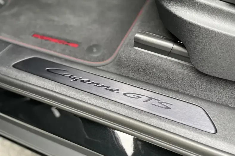 Porsche Cayenne din 2025 cu 20 km - oferta POR117558 - foto 13