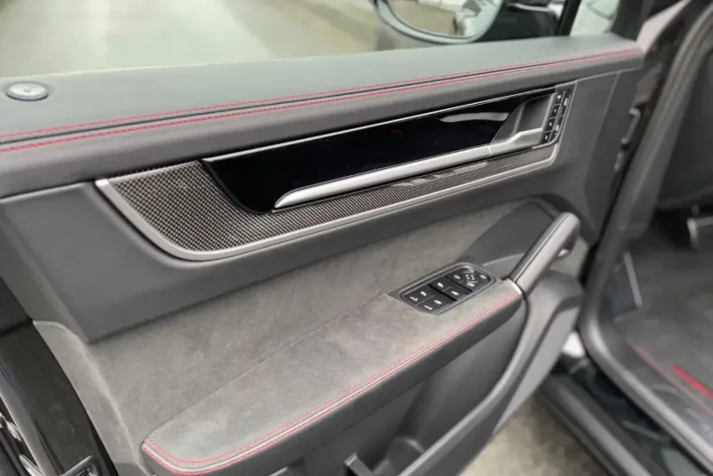 Porsche Cayenne din 2025 cu 20 km - oferta POR117558 - foto 15