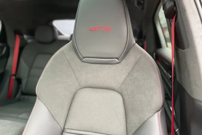 Porsche Cayenne din 2025 cu 20 km - oferta POR117558 - foto 17