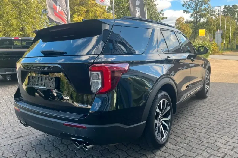 Ford Explorer din 2023 cu 54.300 km - oferta FOR117559 - foto 5