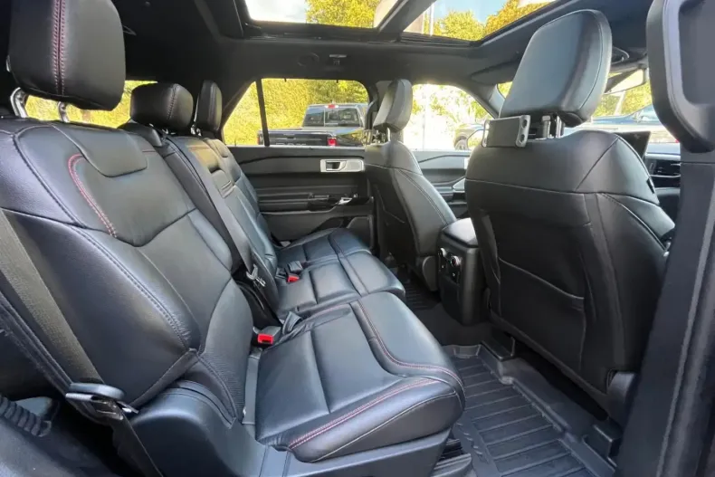 Ford Explorer din 2023 cu 54.300 km - oferta FOR117559 - foto 22