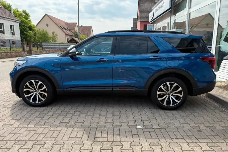 Ford Explorer din 2022 cu 55.100 km - oferta FOR117562 - foto 8