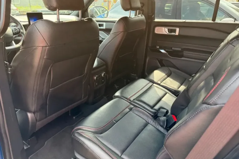 Ford Explorer din 2022 cu 55.100 km - oferta FOR117562 - foto 11