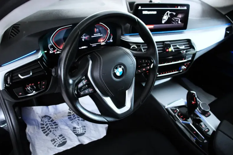 BMW 520 din 2022 cu 87.502 km - oferta BMW117563 - foto 9