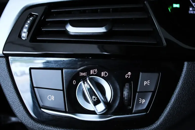 BMW 520 din 2022 cu 87.502 km - oferta BMW117563 - foto 25