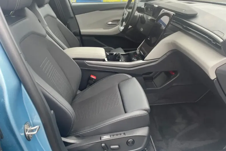 Ford Explorer din 2024 cu 2.300 km - oferta FOR117564 - foto 8