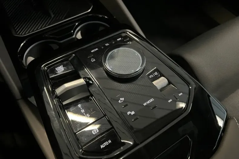 BMW 520 din 2023 cu 9.200 km - oferta BMW117568 - foto 17