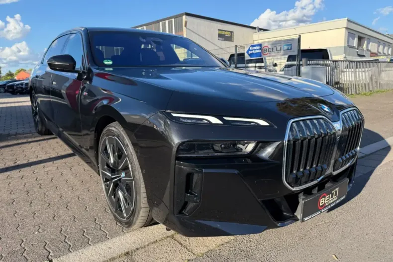 BMW 740 din 2024 cu 38.632 km - oferta BMW117572 - foto 3