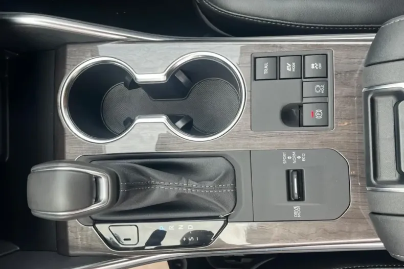 Toyota Highlander din 2024 cu 8.761 km - oferta TOY117574 - foto 17