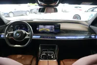 BMW 740 din 2023 cu 69.950 km - oferta BMW117576 - foto 7