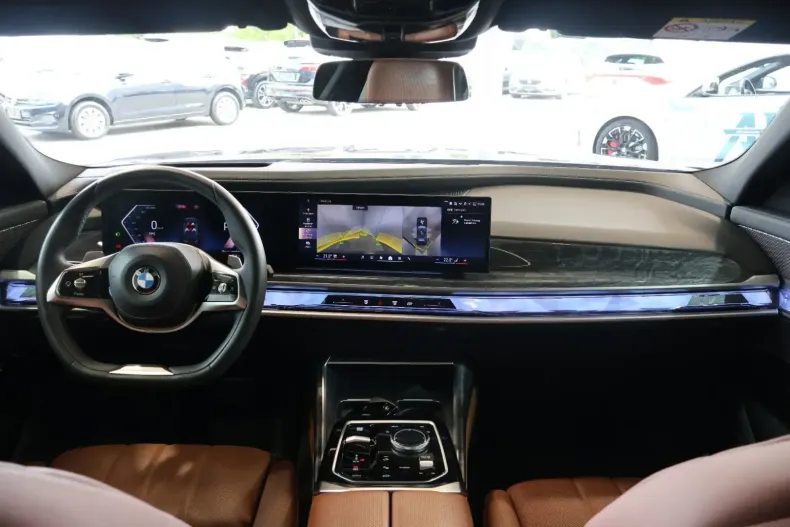 BMW 740 din 2023 cu 69.950 km - oferta BMW117576 - foto 7