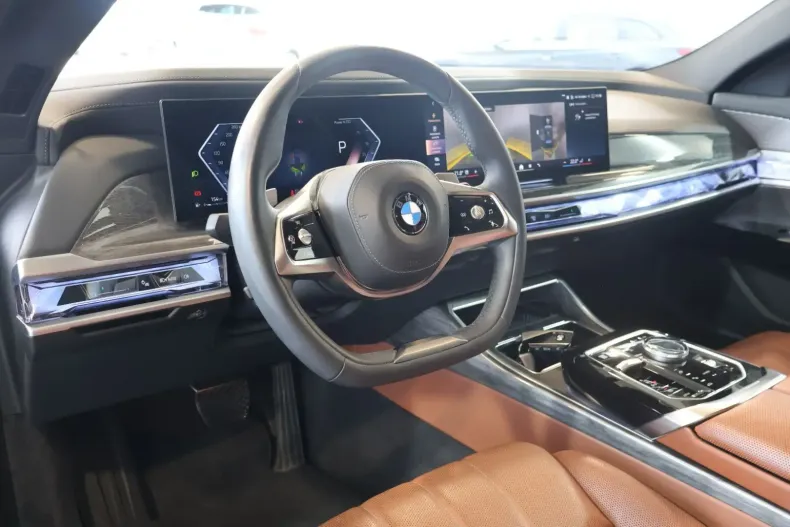 BMW 740 din 2023 cu 69.950 km - oferta BMW117576 - foto 8