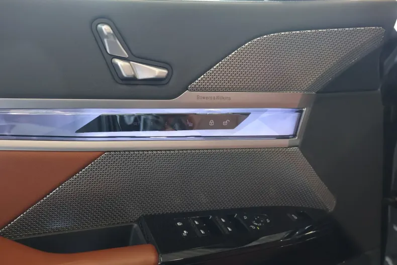 BMW 740 din 2023 cu 69.950 km - oferta BMW117576 - foto 16