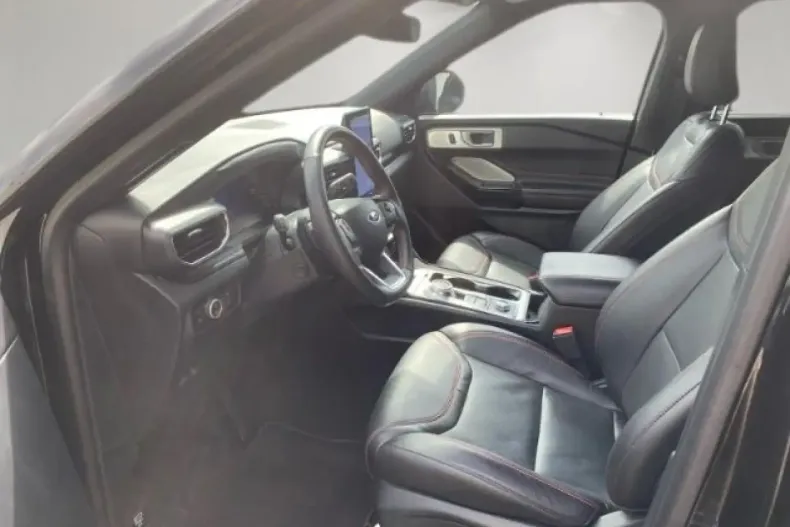 Ford Explorer din 2024 cu 40.776 km - oferta FOR117578 - foto 7