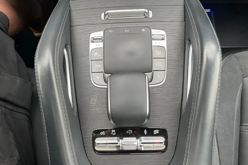 Mercedes-Benz GLE 63 AMG din 2022 cu 76.000 km - oferta MER117580 - foto 11