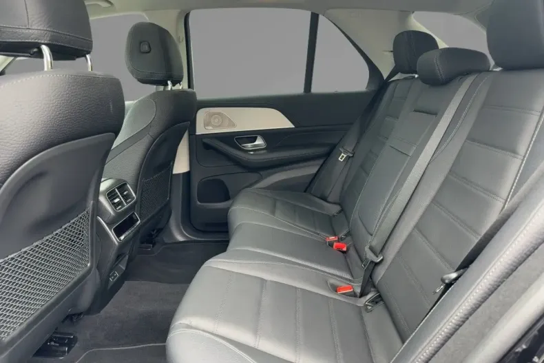 Mercedes-Benz GLE 450 din 2024 cu 10.963 km - oferta MER117581 - foto 9