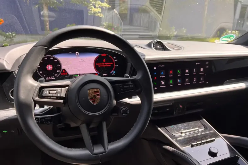 Porsche Cayenne din 2024 cu 26.200 km - oferta POR117584 - foto 9