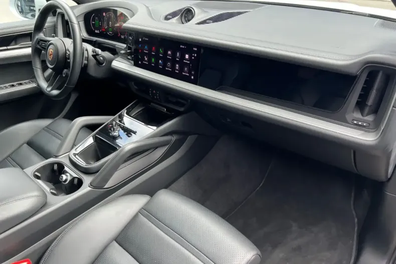 Porsche Cayenne din 2023 cu 43.400 km - oferta POR117585 - foto 7