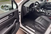 Porsche Cayenne din 2022 cu 13.800 km - oferta POR117586 - foto 4