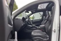 Porsche Cayenne din 2022 cu 13.800 km - oferta POR117586 - foto 5
