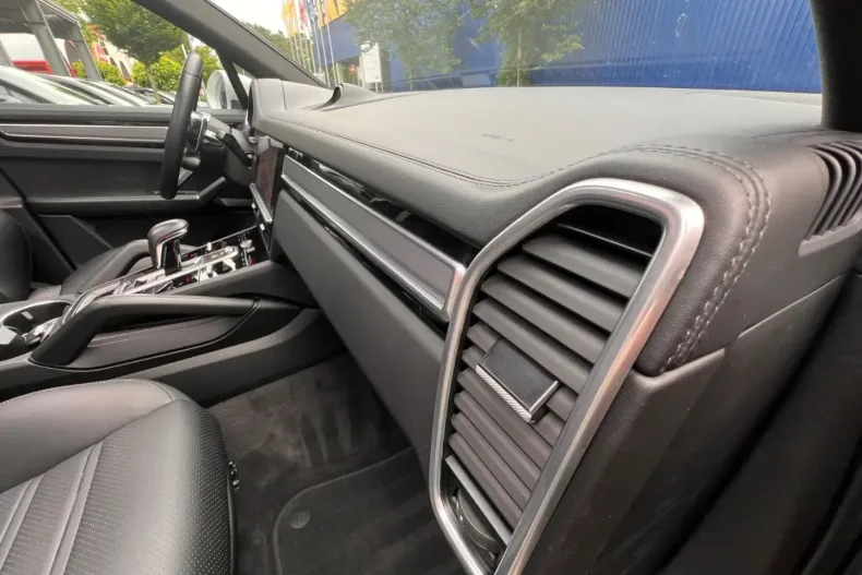 Porsche Cayenne din 2022 cu 13.800 km - oferta POR117586 - foto 10