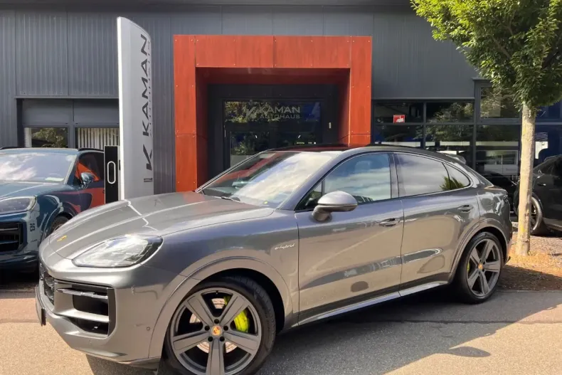 Porsche Cayenne din 2023 cu 38.800 km - oferta POR117587 - foto 2