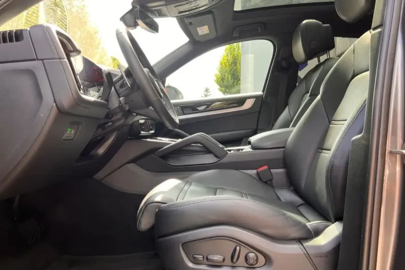 Porsche Cayenne din 2023 cu 38.800 km - oferta POR117587 - foto 5