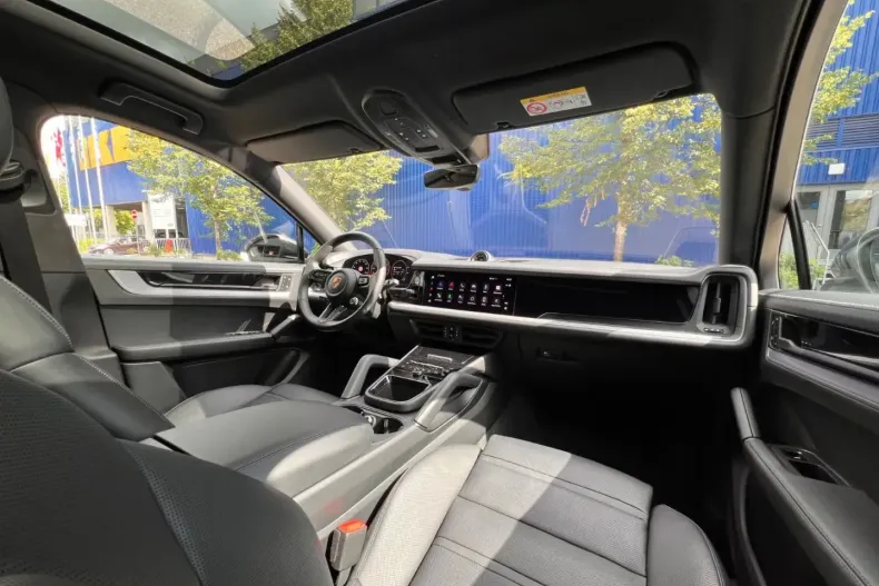 Porsche Cayenne din 2023 cu 38.800 km - oferta POR117587 - foto 18