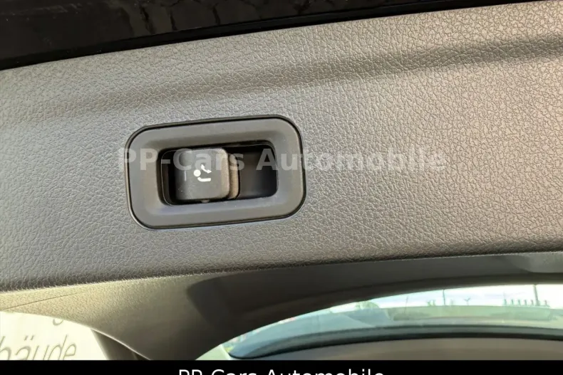 Mercedes-Benz GLE 580 din 2024 cu 30.979 km - oferta MER117588 - foto 35