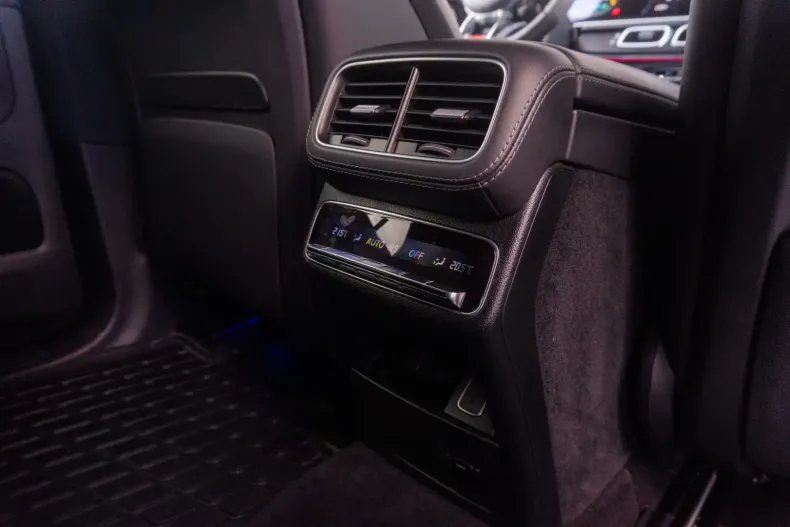 Mercedes-Benz GLE 53 AMG din 2021 cu 59.310 km - oferta MER117593 - foto 34