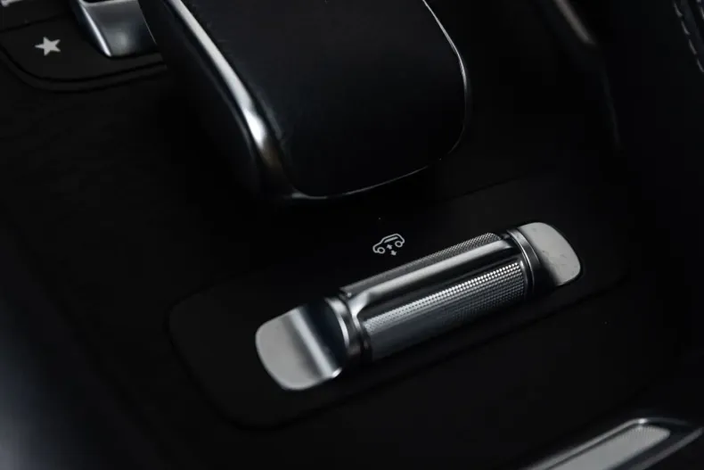 Mercedes-Benz GLE 400 din 2022 cu 60.140 km - oferta MER117594 - foto 16