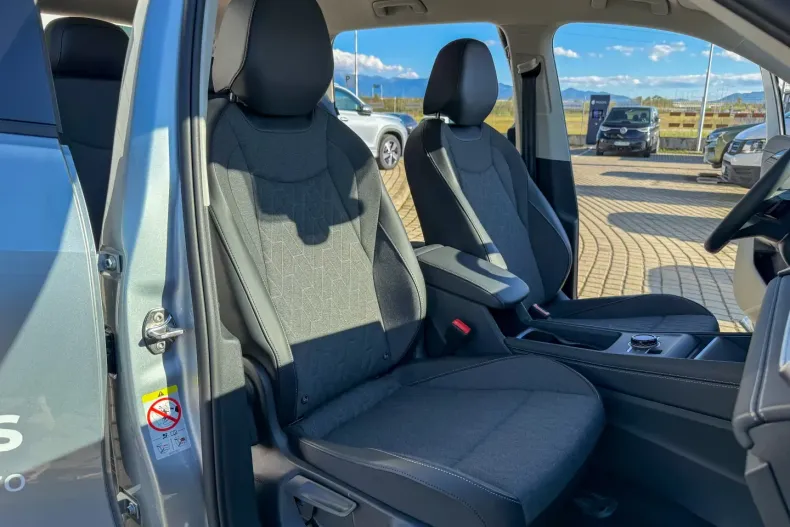 Volkswagen Tayron din 2025 cu 3.450 km - oferta VOL117595 - foto 15