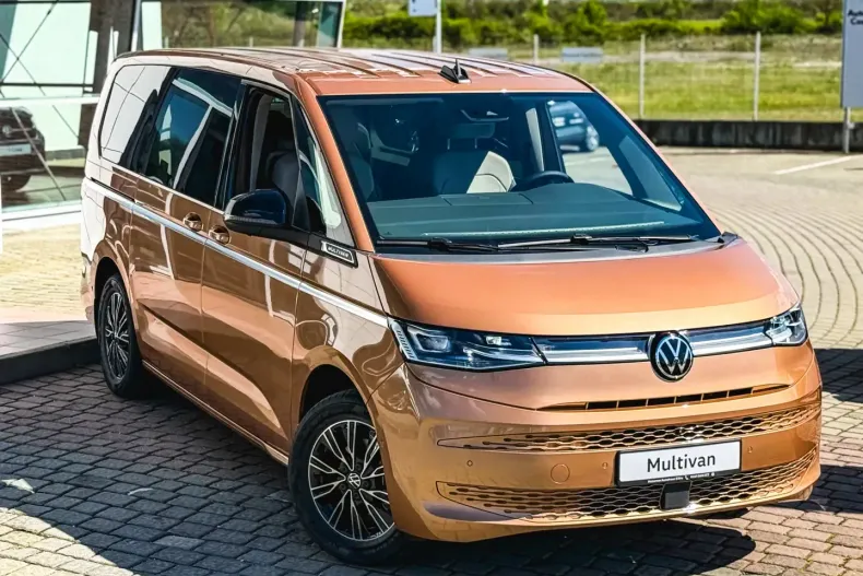 Volkswagen T7 Multivan din 2025 cu 1.250 km - oferta VOL117596 - foto 5