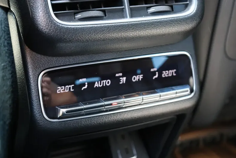 Mercedes-Benz GLE 350 din 2021 cu 88.002 km - oferta MER117599 - foto 14