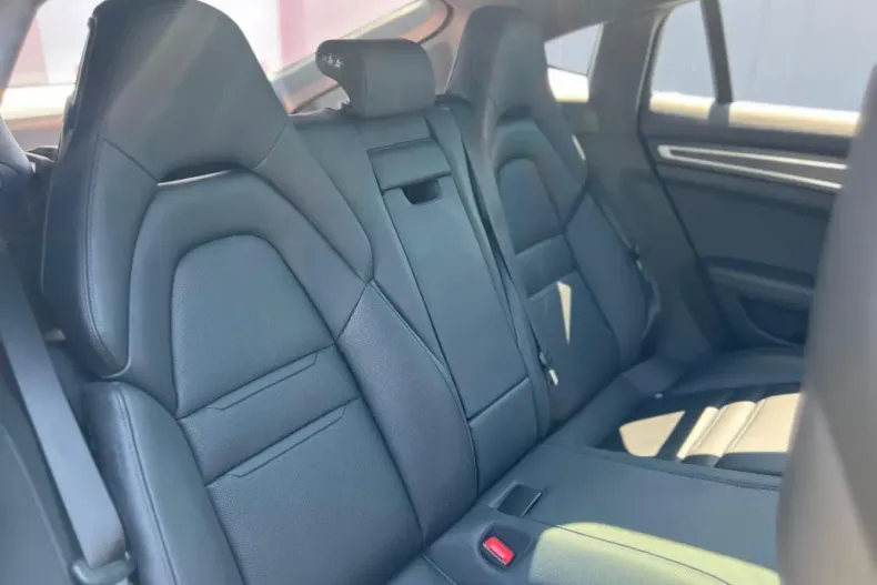 Porsche Panamera din 2022 cu 63.570 km - oferta POR117602 - foto 33