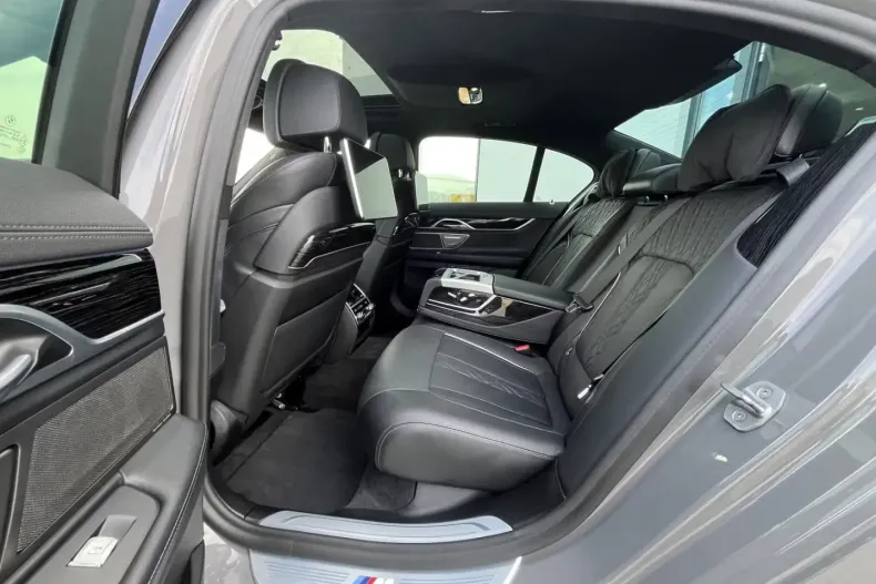 BMW 730 din 2021 cu 100.000 km - oferta BMW117605 - foto 11