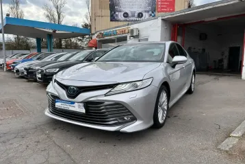 Toyota Camry din 2021 - oferta TOY117606