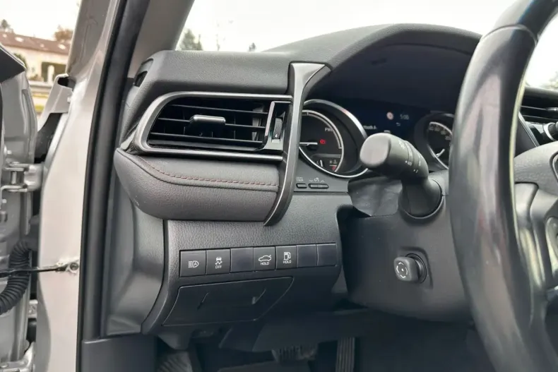 Toyota Camry din 2021 cu 39.000 km - oferta TOY117606 - foto 10