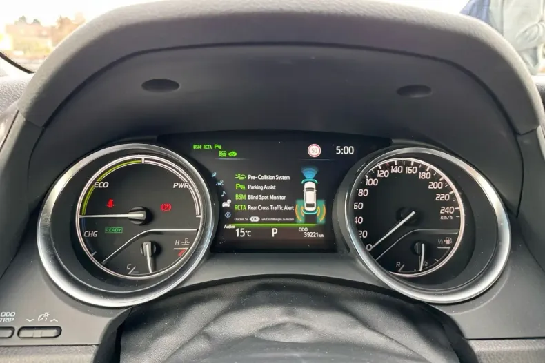 Toyota Camry din 2021 cu 39.000 km - oferta TOY117606 - foto 13