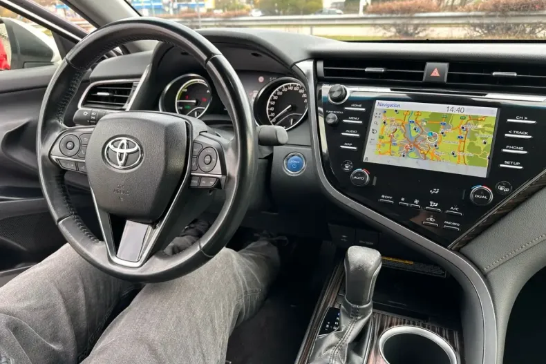 Toyota Camry din 2021 cu 39.000 km - oferta TOY117606 - foto 14