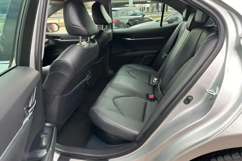 Toyota Camry din 2021 cu 39.000 km - oferta TOY117606 - foto 17