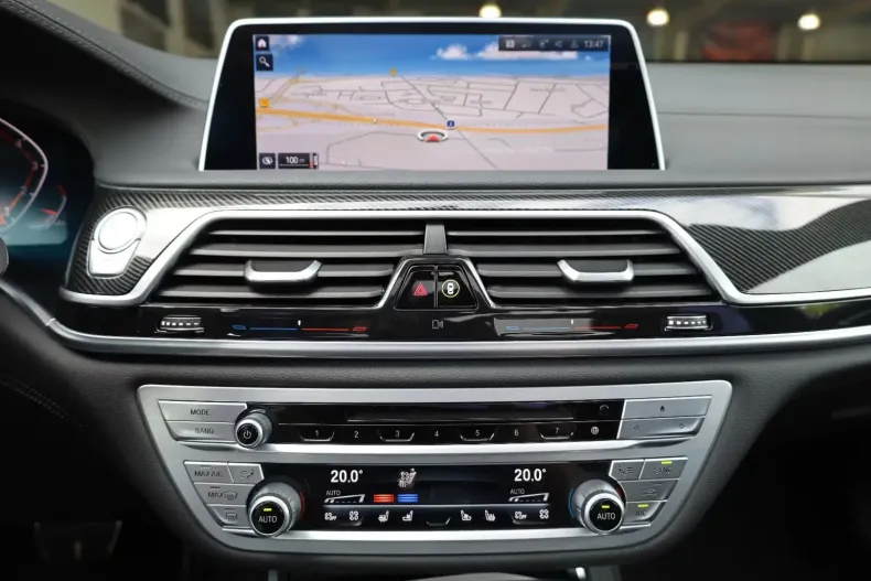 BMW 740 din 2020 cu 52.881 km - oferta BMW117608 - foto 4