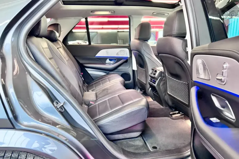 Mercedes-Benz GLE 350 din 2021 cu 99.600 km - oferta MER117609 - foto 29