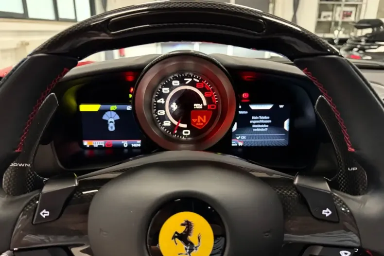 Ferrari F8 din 2021 cu 14.500 km - oferta FER117612 - foto 19