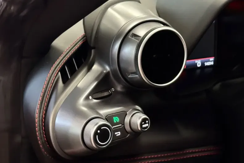 Ferrari F8 din 2021 cu 14.500 km - oferta FER117612 - foto 21