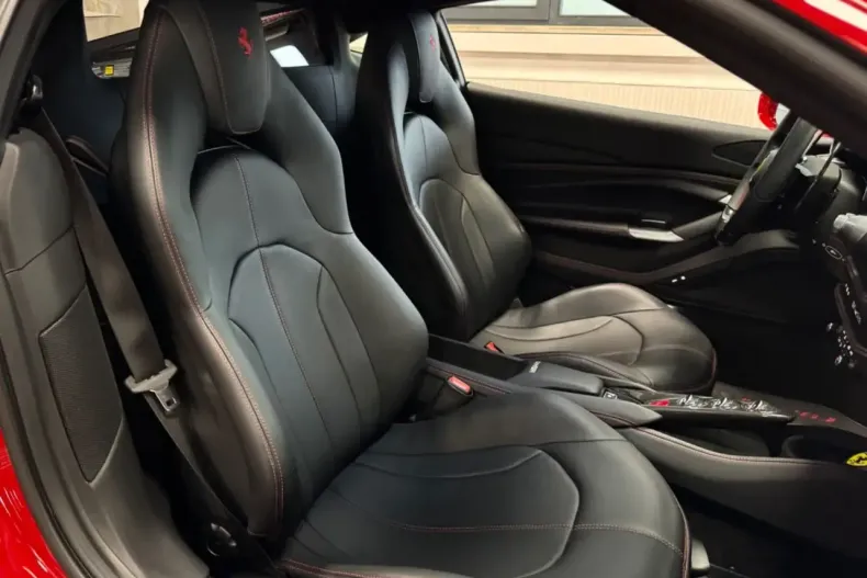 Ferrari F8 din 2021 cu 14.500 km - oferta FER117612 - foto 27