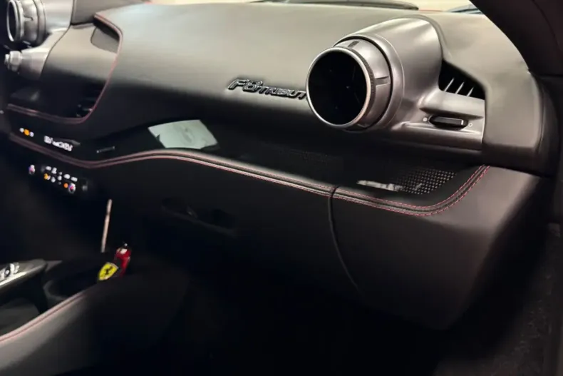 Ferrari F8 din 2021 cu 14.500 km - oferta FER117612 - foto 29