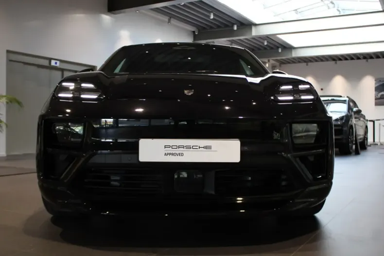 Porsche Macan din 2025 cu 2.500 km - oferta POR117619 - foto 5